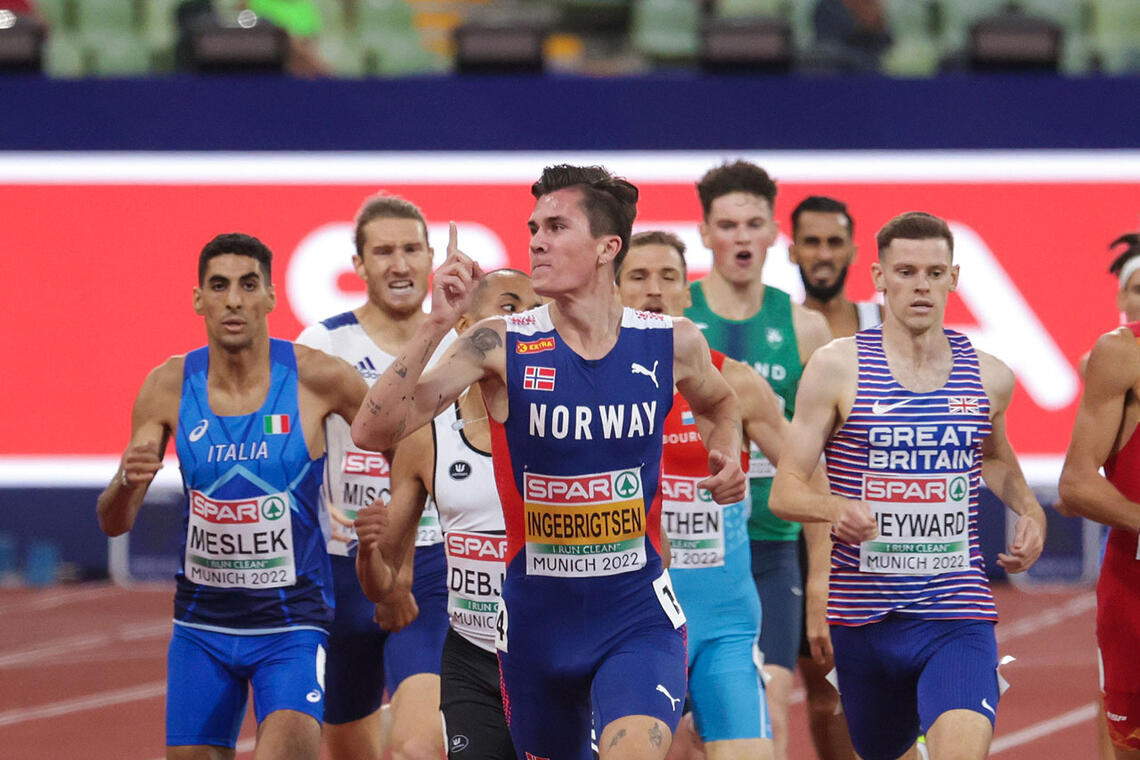 Suveren: Jakob Ingebrigtsen hadde ingen problemer med å vinne forsøksheatet på 1500 m. (Foto: Arne Dag Myking)