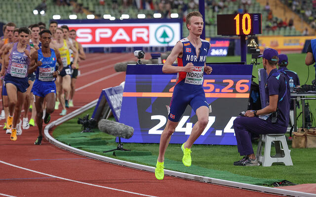 Narve Gilje Nordås fikk virkelig fart på piggskoene i dagens Diamond League-stevne i London. (Foto: Arne Dag Myking)