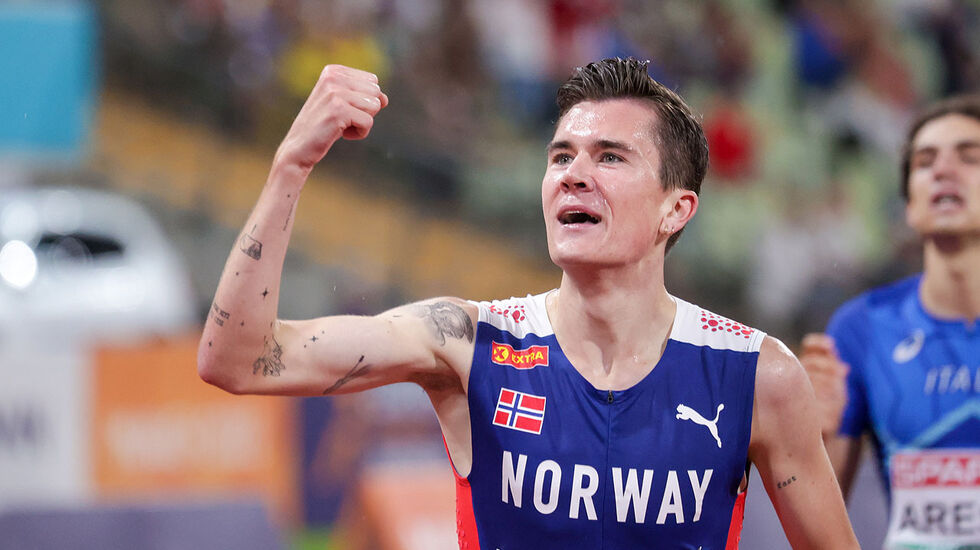 Jakob Ingebrigtsen som fersk europamester på 1500 m i München 2022. (Foto: Arne Dag Myking)