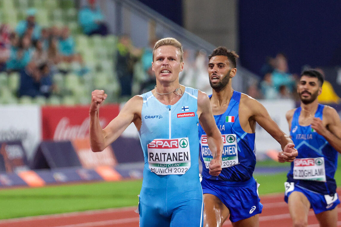 Det ble en finsk europamester på 3000 meter hinder, han heter Topi Raitanen. Han ble etterfulgt av to italienere. (Alle foto: Arne Dag Myking)