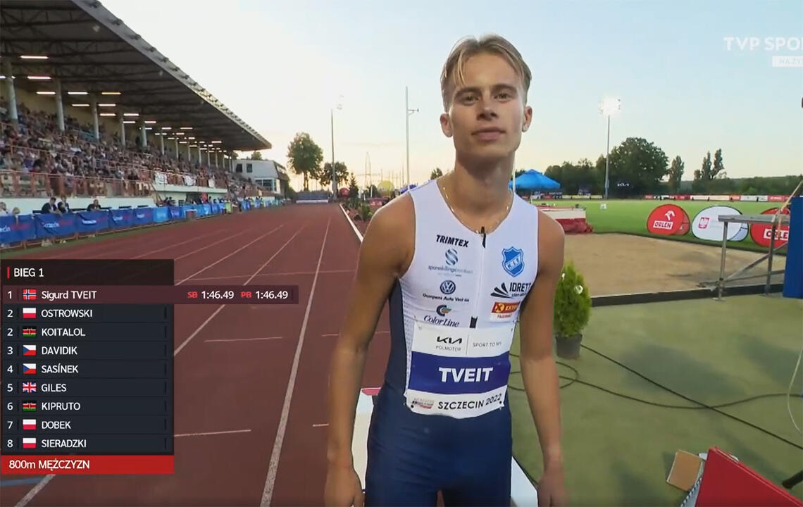 Sigurd Tveit gjør seg klar til start i indre bane. (Foto: skjermdump fra arrangørens streaming)