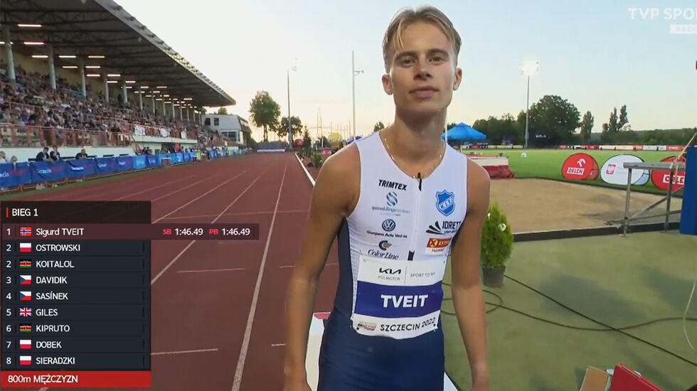 Sigurd Tveit gjør seg klar til start i indre bane. (Foto: skjermdump fra arrangørens streaming)