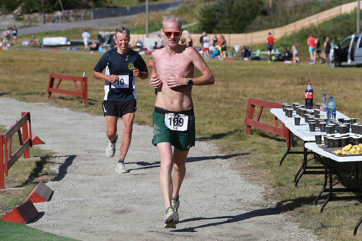 Simen_Holvik_Jostein_Lundgaard_siste_runde_AZ3T6476