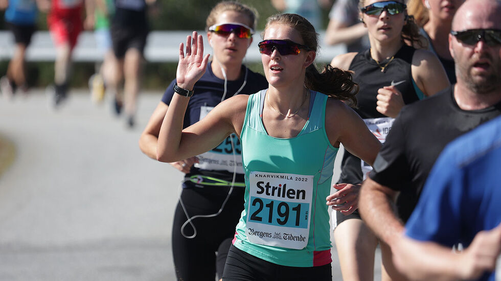 Fine forhold i årets Knarvikmila. Her er Julie Erichsen godt i gang. (Foto: Arne Dag Myking)