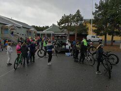 Sykkelreparasjon ved Elvebakken skole