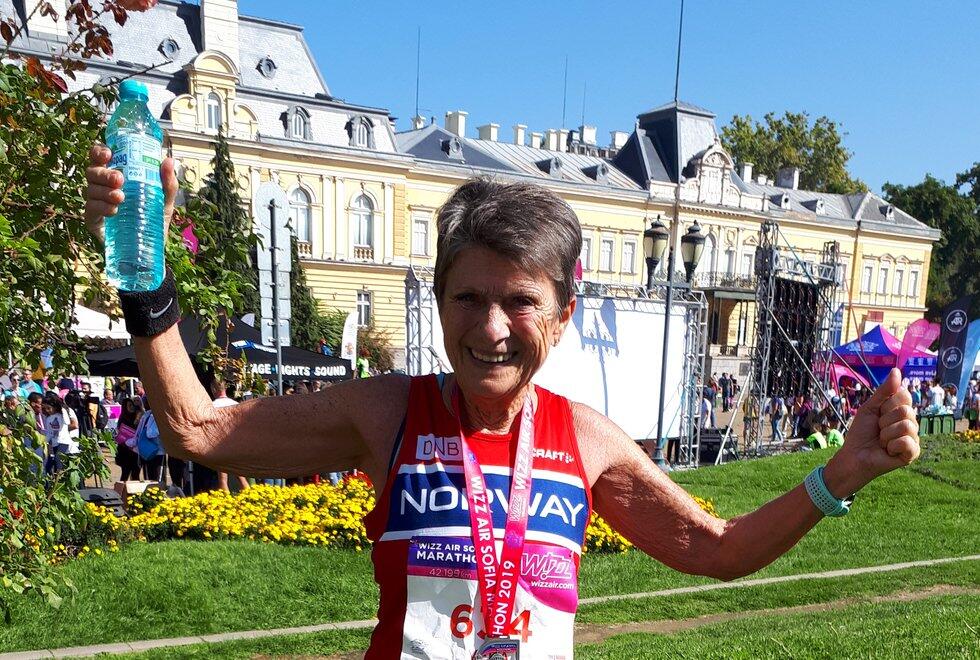 Vera Nystad etter at hun løp Sofia Marathon i 2019 på tida 3.38.50, nesten identisk med årets tid i Berlin. (Foto: Turid Veggeland)