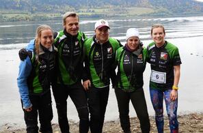 Løten OL som vant Ringreven (fra venstre): Emilie Westli Andersen, Sigurd Dæhli, Simen Smestad, Nina Smestad og Evine Westli Andersen. (Foto: Stein Arne Negård)