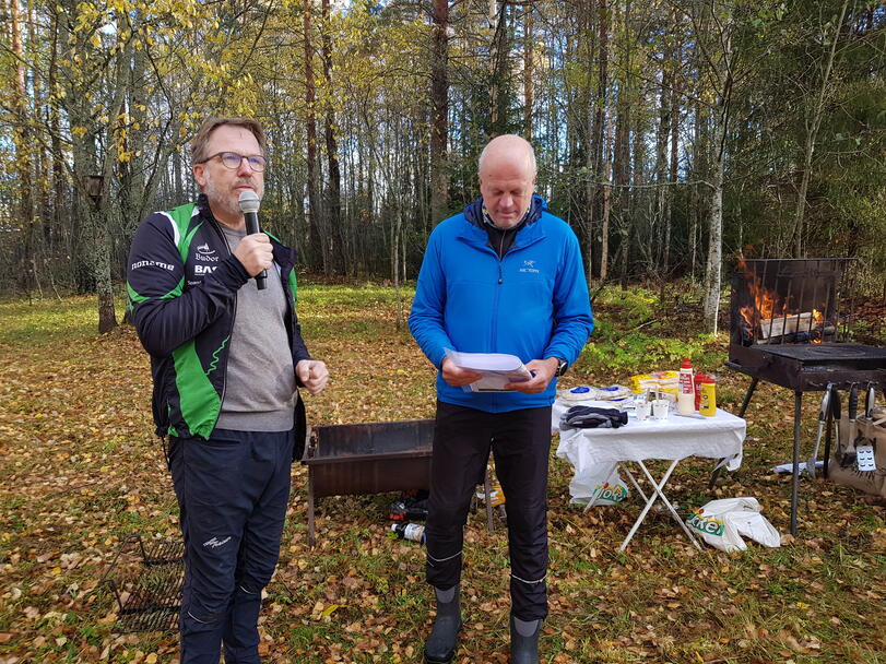 Løpsleder Arvid Bratlie og Svein Godager ønsker velkommen