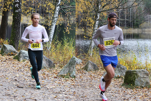 Ingvild Aurdal og Magnar Wium vant den 22. utgaven av Fredrikstad Maraton. (Foto: Terje Svensson)