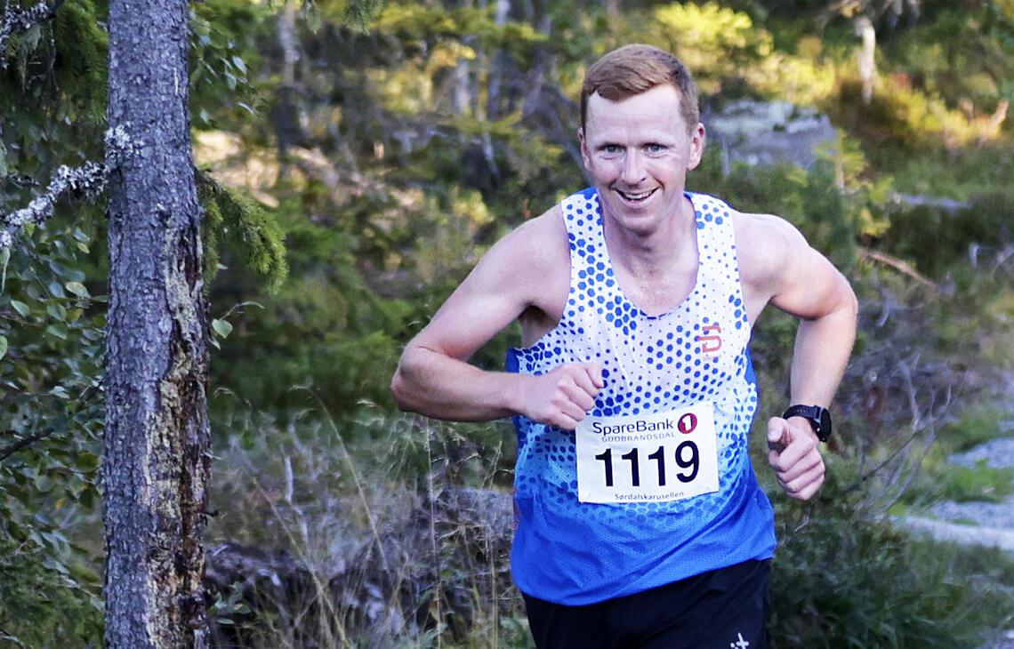 Mads Buhaug var den sterkeste løperen i Furusjøen Rundt-løpet lørdag formiddag. Det ble en strålende dag for arrangementet ved foten av Rondane. (Foto: Arkivbilde, Jørgen Skaug).