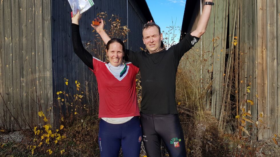 Familiejubel for  Johansson/Haugereid som vant Huldertrampløypa. (Foto: Stein Arne Negård)