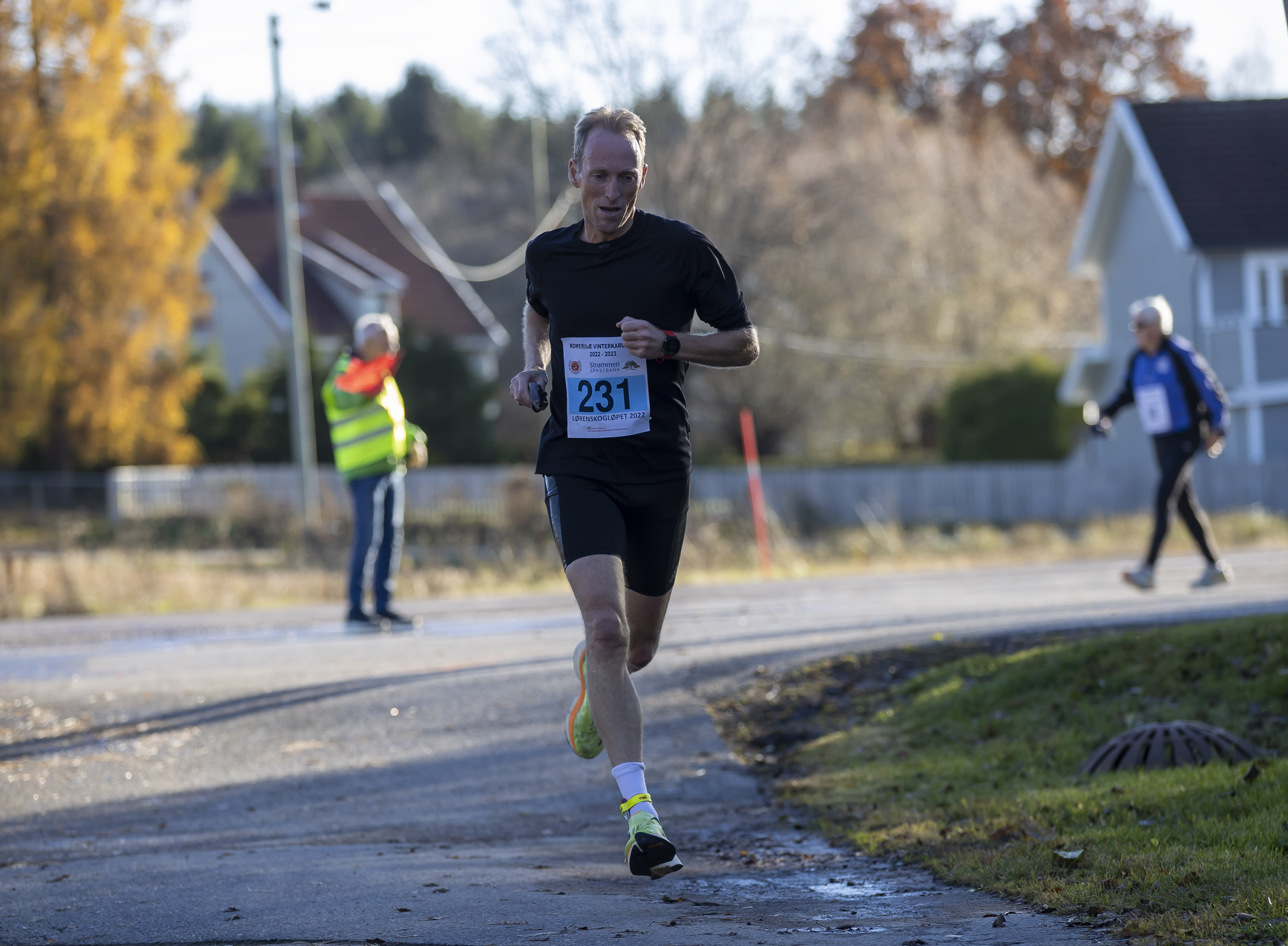 Sverre Gunnar Brunstad fra arrangørklubben Lørenskog Friidrettslag var eneste under 20 minutter på 5 km med sine 19.27.jpg