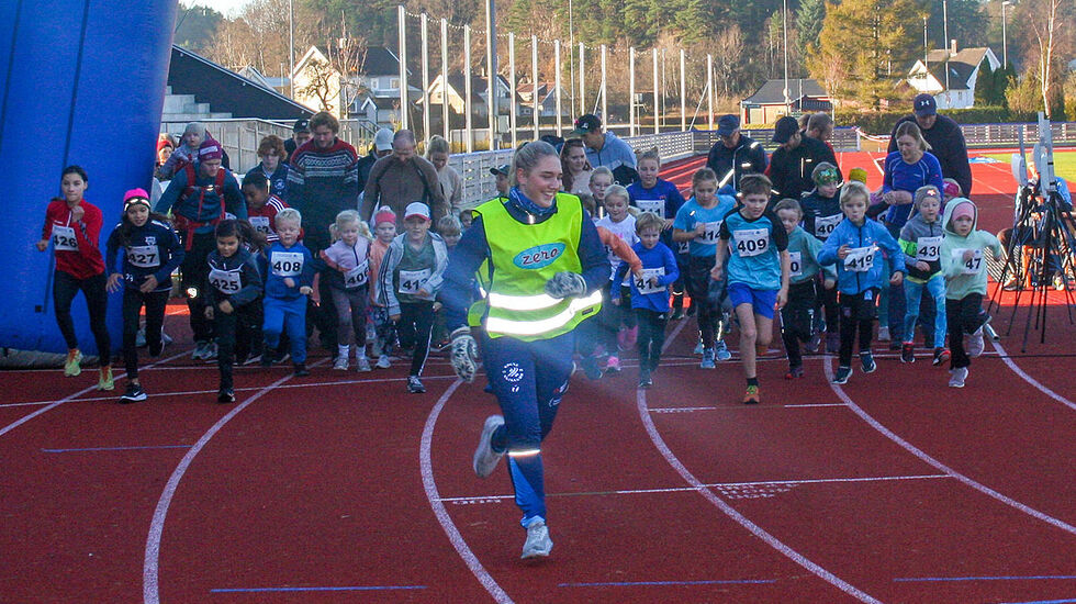 Fra starten av barneløpet klokken 10.15 (Alle foto: Sverre Larsen)