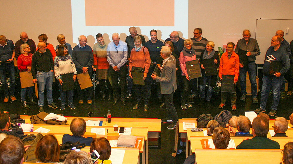 De trofaste deltagerne i terrengkarusellen ble hedret på årsfesten. (Alle foto: Sverre Larsen)