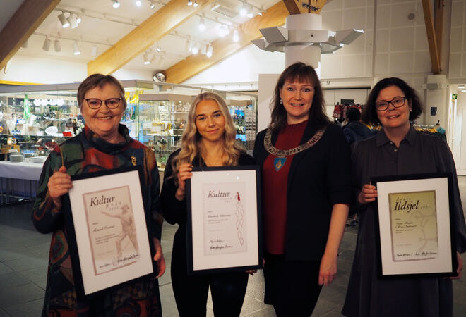 Randi Emaus, Elisabeth Emaus, Monica Nielsen og Anna Maria Gabourel
