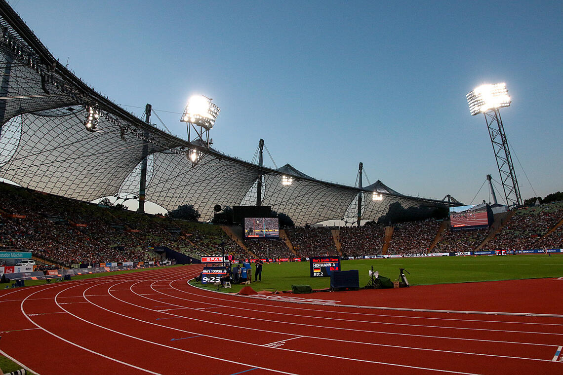 Olympiastadion i München er en av de store scenene for idrettsprestasjoner, men det finnes mindre scener i mosjonsidretten som det er enklere å få opptre på. (Foto: Arne Dag Myking)