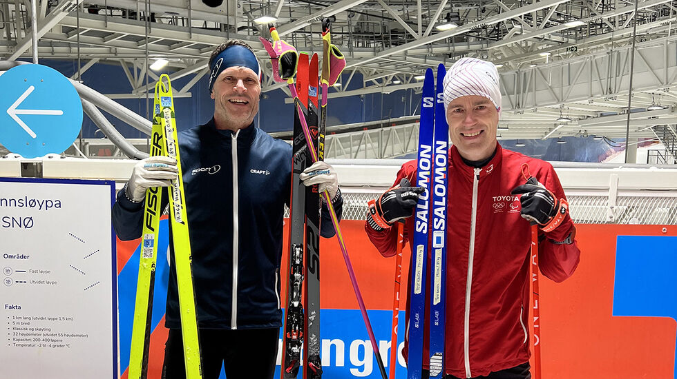 Vinterens konkurranseski: Kenneth Harlem (til venstre) og Espen Olsen har for Kondis testet mange av vinterens konkurranseski – både for klassisk og skøyting. (Foto: Bjørn Ivar Ekberg)