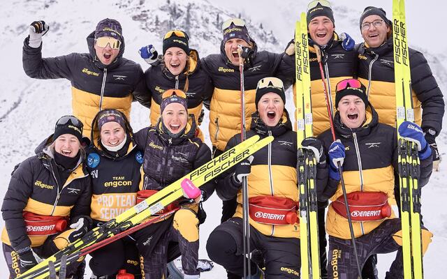 Team Engcon kunne juble for seier i sesongpremieren i Bad Gastein (Foto: Magnus Östh/Ski Classics)