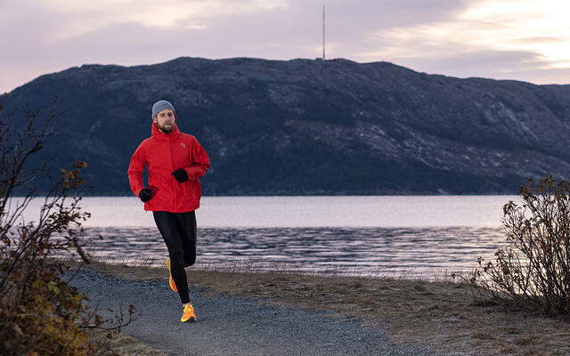 Svein Vatsvåg Nielsen var på feil vei kroppslig, men tok tak i seg selv og begynte å løpe. Nå sikter han mot 1.20 på halvmaraton. (Foto: Fredrik Nærland)
