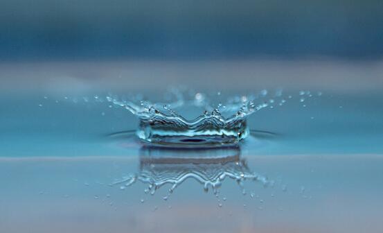 Bilde av vanndråpe er hentet fra Pixabay.