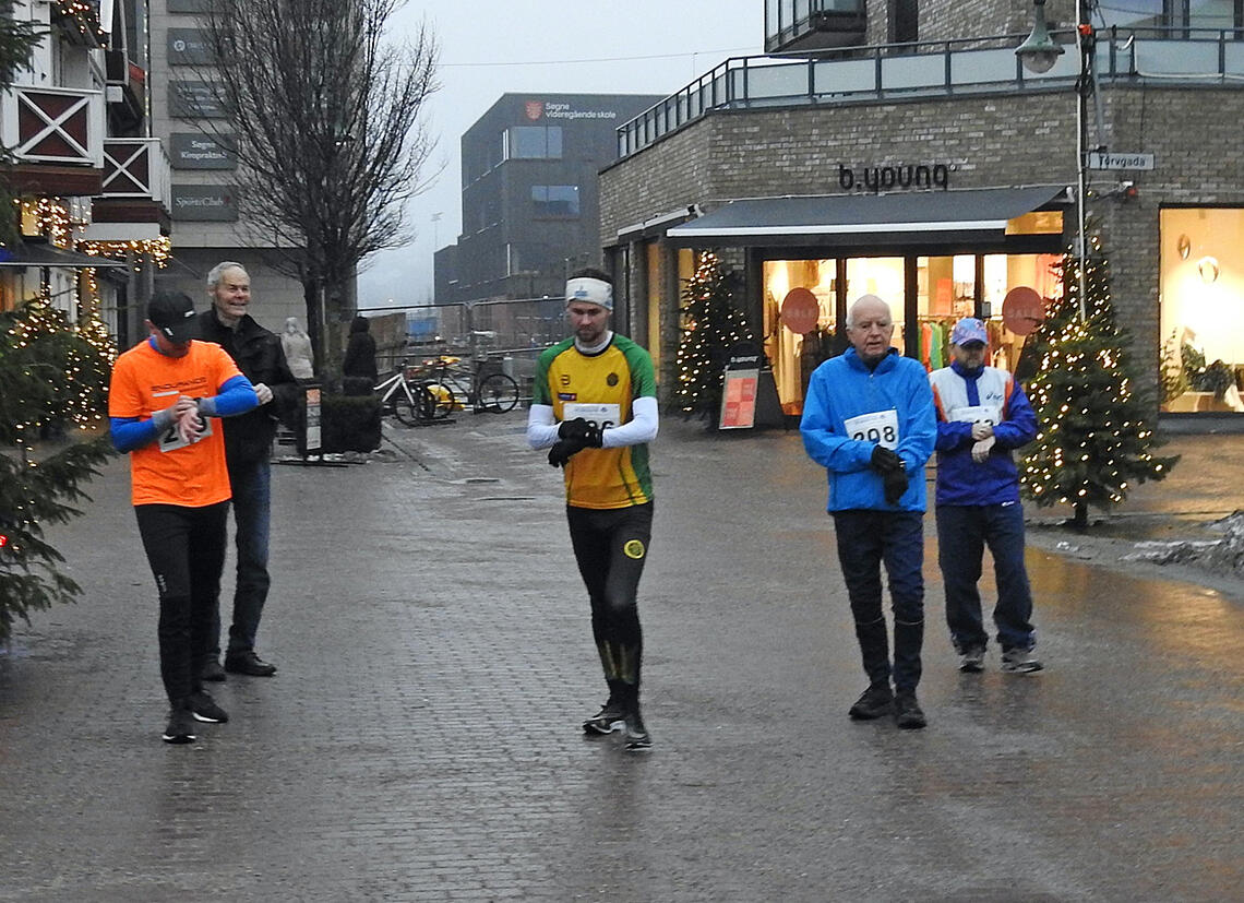 Morten Bentsen, Erik Udø Pedersen, Arve Aakre og Marthell Pedersen er klare til start. (Alle foto: Ivar Gogstad)