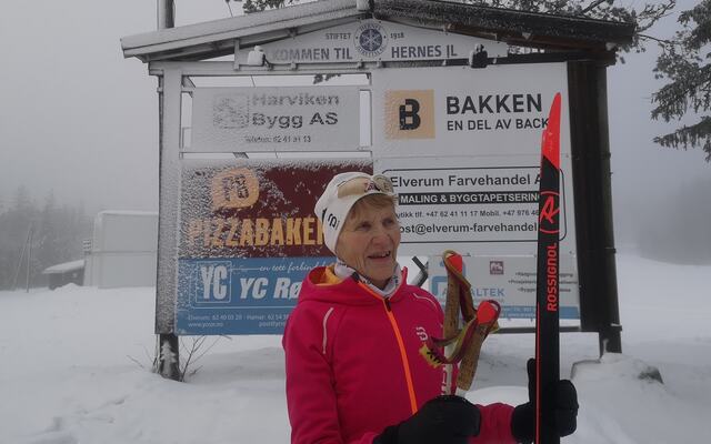 Marie Lovise Svevad på hjemmebane på Varden skistadion i Hernes. (Foto: Rolf Bakken)
