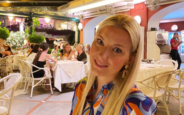 Kjersti Irina Rosanoff Aronsen opplever frihet og glede når hun kan dra ut på lange løpeturer i naturen. (Foto: privat)
