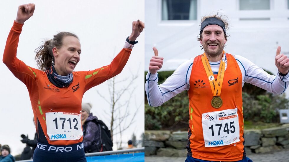 To jublende glade halvmaratonvinnere på Sola lørdag. (Foto: Trine Nessler Wichmann)