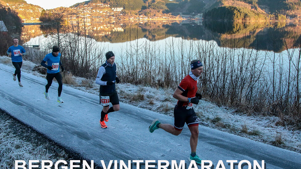 Løypen går langs Kalandsvannet, slik vi her ser fra det forrige løpet i Maratonkarusellen. (Foto: Arne Dag Myking)