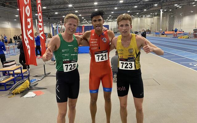 Fornøyd trio fra Team Trøndelag etter sterk løping i Sollentuna (fra venstre): Halvor Nymoen Winberg, Kristoffer Sagli og Mathias Flak. (Foto: Håvard Sagli)