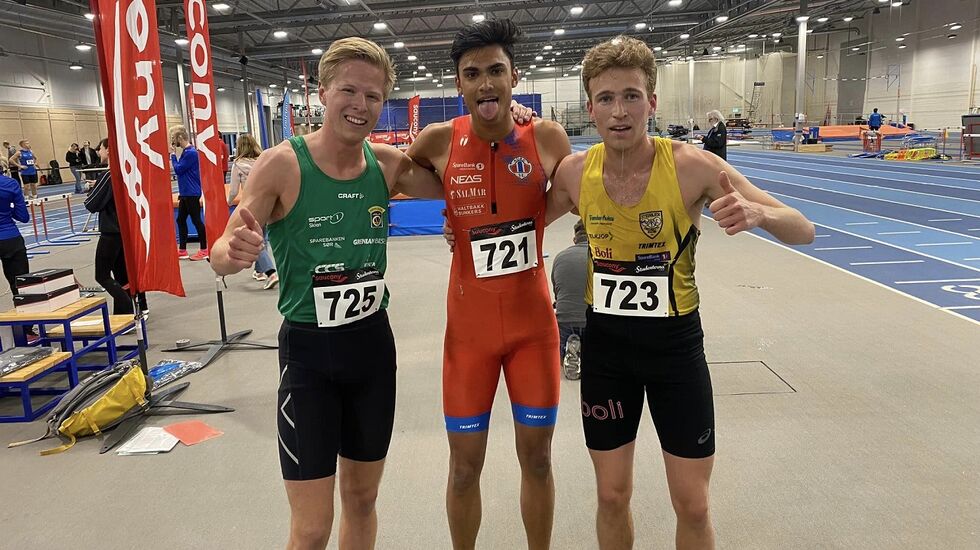 Fornøyd trio fra Team Trøndelag etter sterk løping i Sollentuna (fra venstre): Halvor Nymoen Winberg, Kristoffer Sagli og Mathias Flak. (Foto: Håvard Sagli)