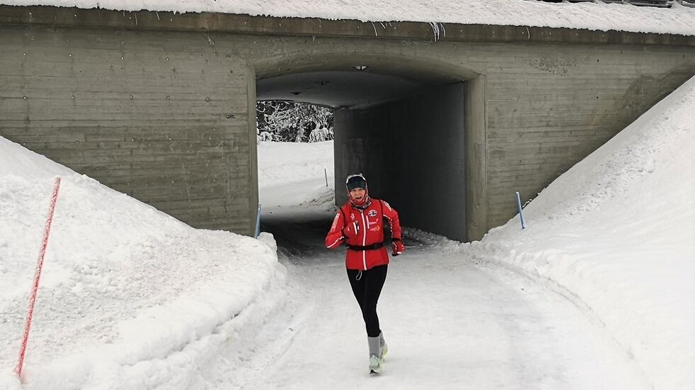 Rønnaug Tveito Skille på sin avsluttende maraton elvelangs i Elverum i slutten av januar. (Foto: Rolf Bakken)