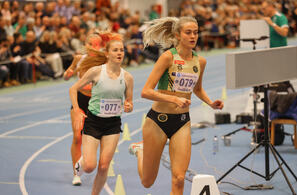 Amalie Sæten var blant deltakerne i Karsten Warholm Invitational torsdag kveld. Hun vant 1500 m for kvinner. (Foto: Martin Hauge-Nilsen)