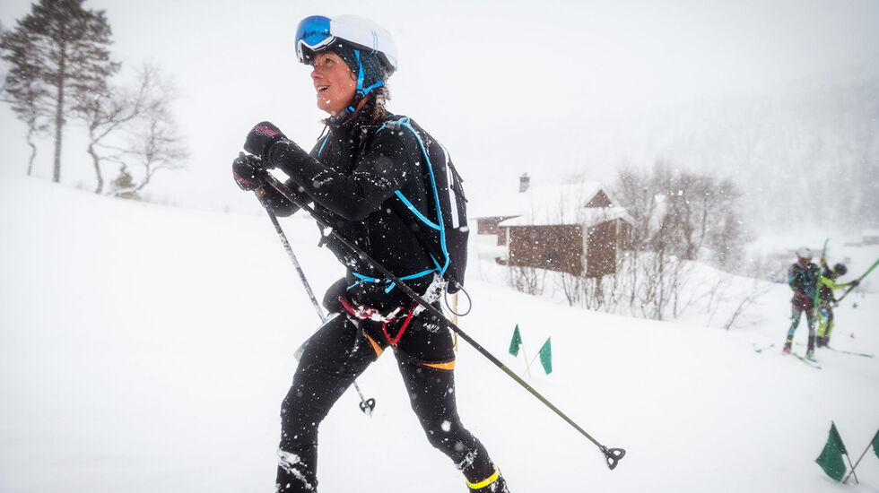 Emelie Forsberg har ski randonee som et viktig element i vintertreninga si, men hun passer også på å få løpt en god del for å være bedre rusta når våren kommer. (Foto: Erik Birkeland)