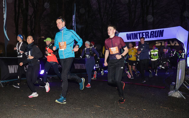 Martin Kildal og Thomas Dale Romslo er her i gang med løpene sine i Winterrun i Bergen. (Alle foto: Arne Dag Myking)