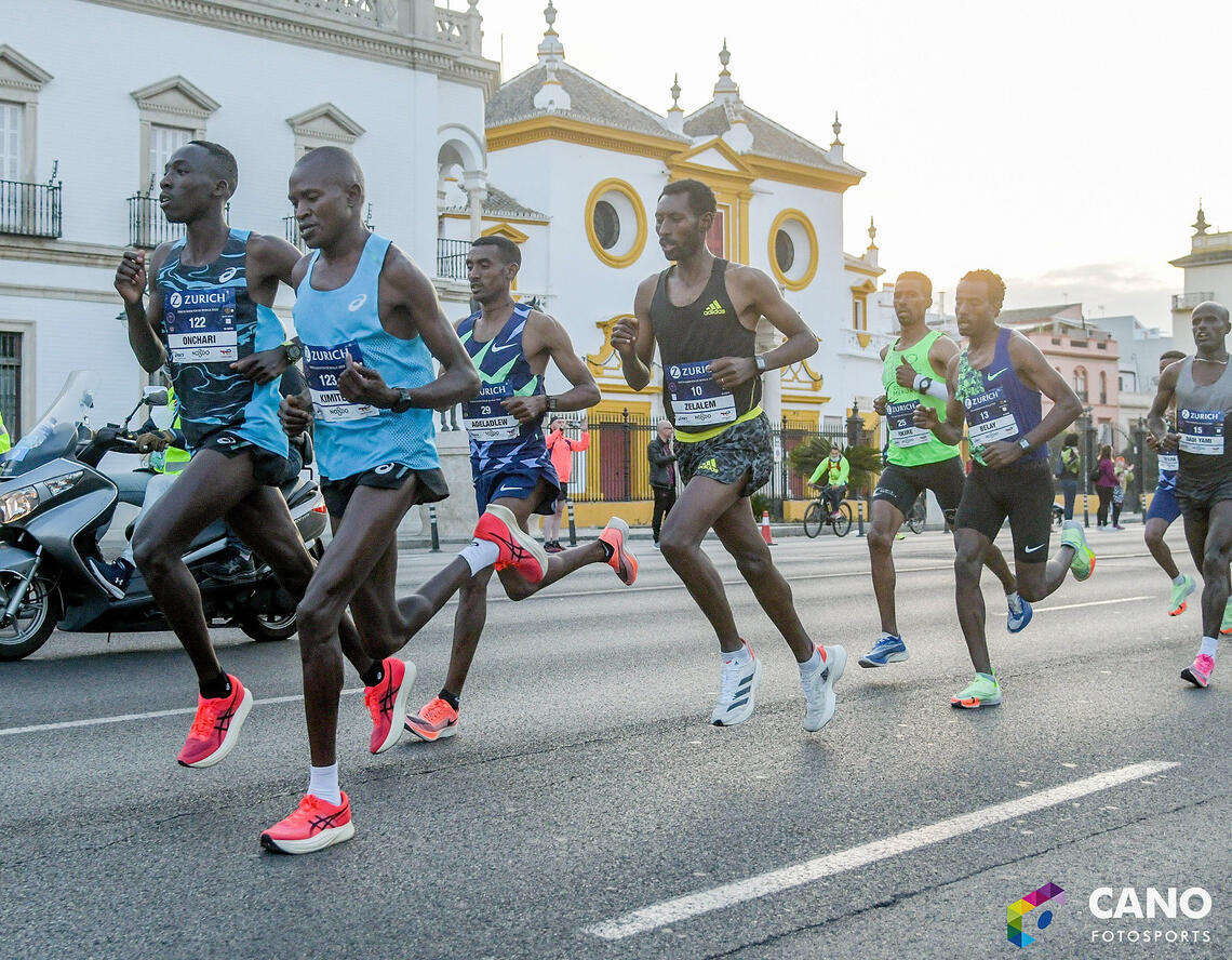 Afrikanere dominerte fjorårets Sevilla Marathon, og det vil de nok gjøre også i år.  (Foto: arrangøren/Cano Fotosport)