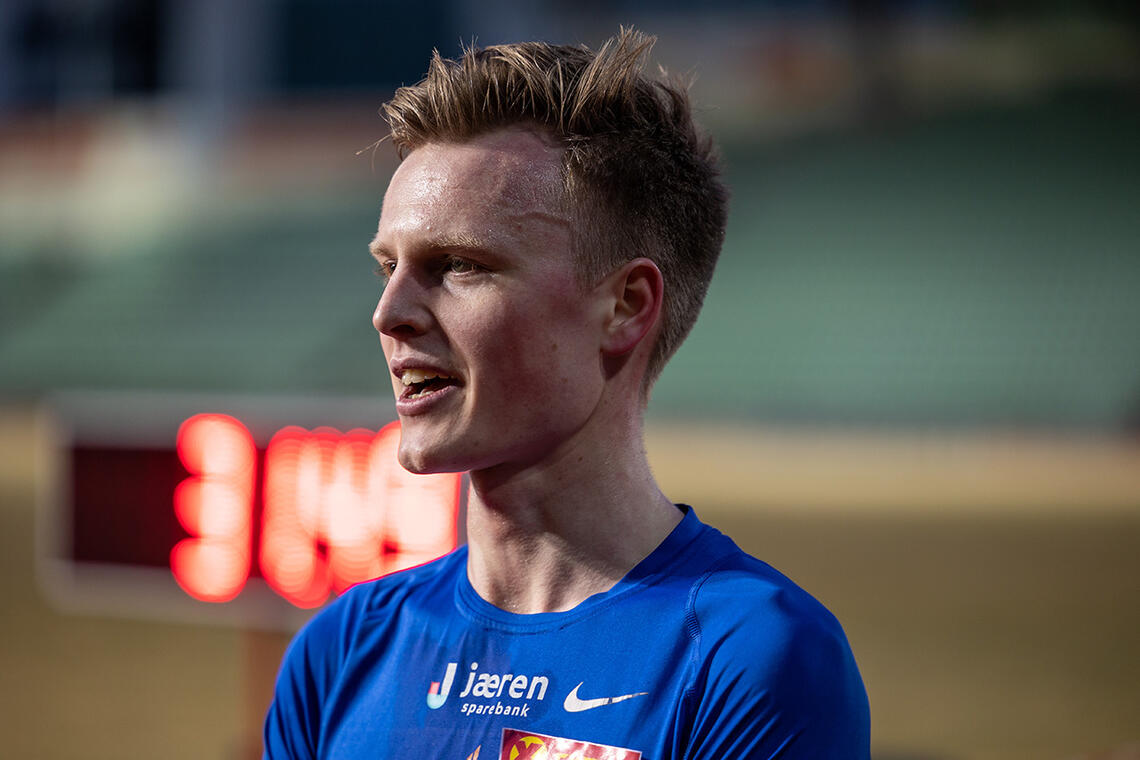 Narve Gilje Nordås løp inn til ny norgesrekord på 3000 meter innendørs. Her fra Night of Highlights på Bislett i april 2022. (Foto: Samuel Hafsahl)