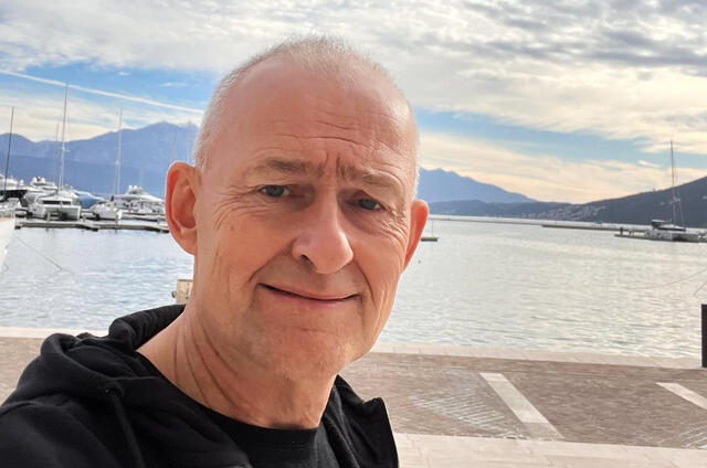 Edgar Broks har et langt og idrettsaktivt liv bak seg, og han har ingen planer om å legge seg på latsida. (Foto: privat)