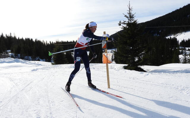 Anna Ulvensøen vant jaktstarten i D21. (Foto: Stein Arne Negård)