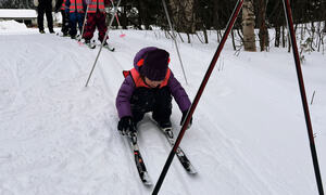 Barn som renner på ski