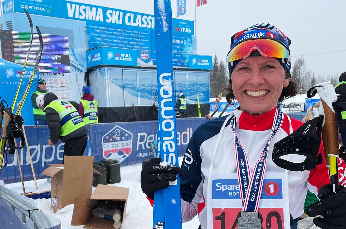 Kristin Lindberg er en allsidig atlet, og her har hun nettopp gjennomført Ski Classic-rennet, Reistadløpet. (Foto: privat)