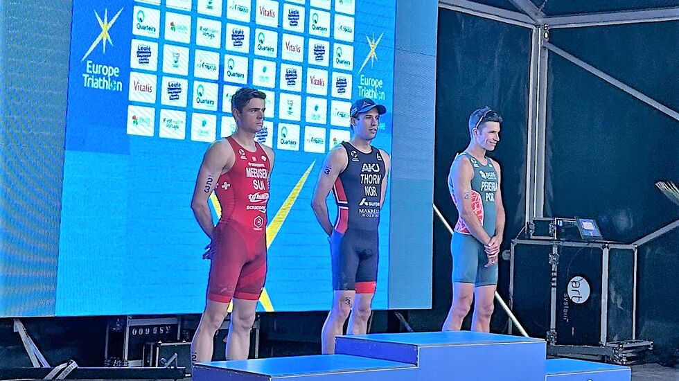 Seierspallen i Quarteira (fra v.): Fabian Meeusen, Vetle Bergsvik Thorn og Joao Pereira.(Foto: Henriette Mero)