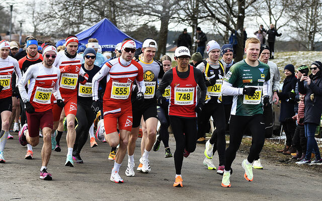 Det var 206 fullførende deltakere på halvmaraton i Fredrikstadløpet. I denne bildeserien kan du se (de fleste) av dem. (Alle foto: Bjørn Johannessen)