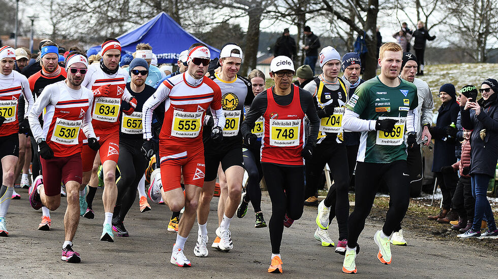 Det var 206 fullførende deltakere på halvmaraton i Fredrikstadløpet. I denne bildeserien kan du se (de fleste) av dem. (Alle foto: Bjørn Johannessen)