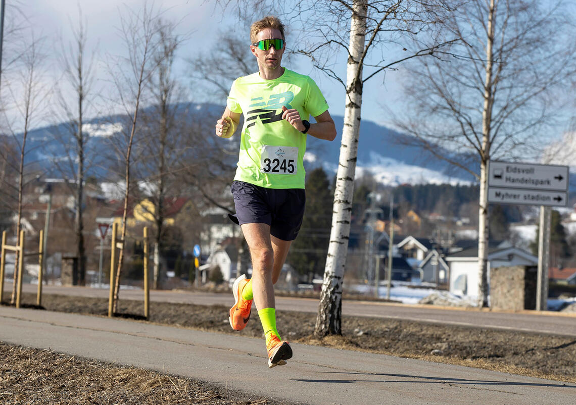 Roger Thompson er en kjent skikkelse for de som har løpt noen løp opp gjennom årene. I dag var han raskeste løper på 5 kilometer i Hedersløpet. (Foto: Arkivbilde, Tom-Arild Hansen).