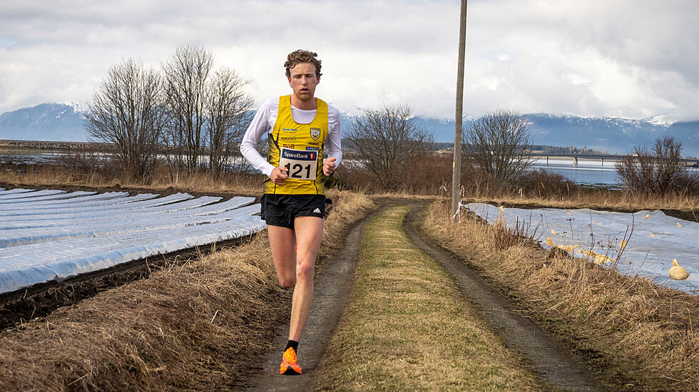 Mathias Flak ble klokket inn på 23.38 minutter, 13 sekunder raskere enn den tidligere rekorden. (Tekst og foto: Øystein Lie)