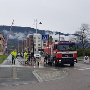 Nå skal vi spyle Miljøgata.