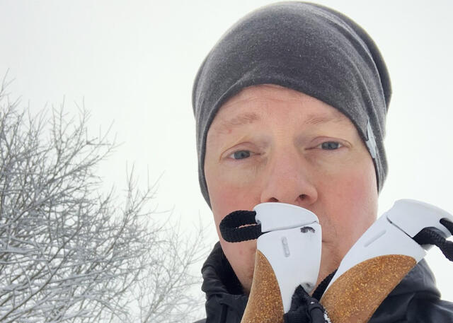 Langrenn er en av de treningsformene som Anders Kranmo Smedstad, også kjent som Oral Bee, liker best. (Foto: privat)