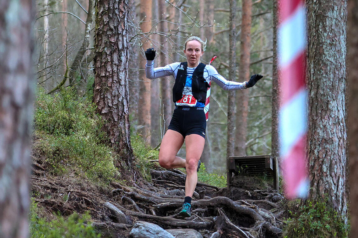 Anita Iversen Lilleskare holdt god fart gjennom hele løpet, selv om hun måtte løpe mye alene. (Alle foto: Arne Dag Myking)