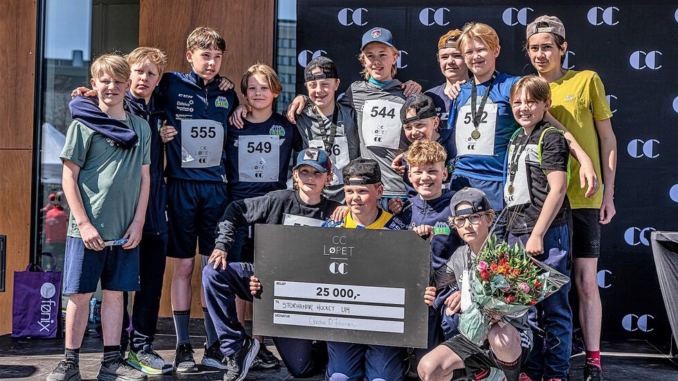 Fornøyde gutter i Storhamar U14 som  sikret seg 25000 kr til laget ved å løpe CC-løpet på Hamar. (Foto fra CC Hamar sin facebookside)